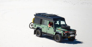 Alu-Cab Conversie de Plafon Icarus pentru Land Rover Defender, Negru